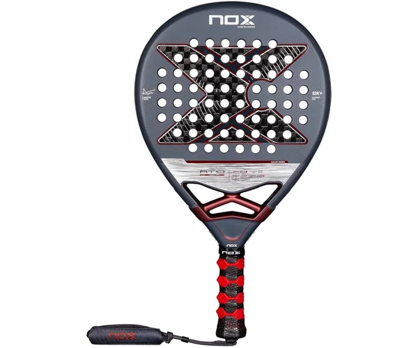 Raquette de padel NOX AT10 Genius 12K signée Agustín Tapia, forme ronde